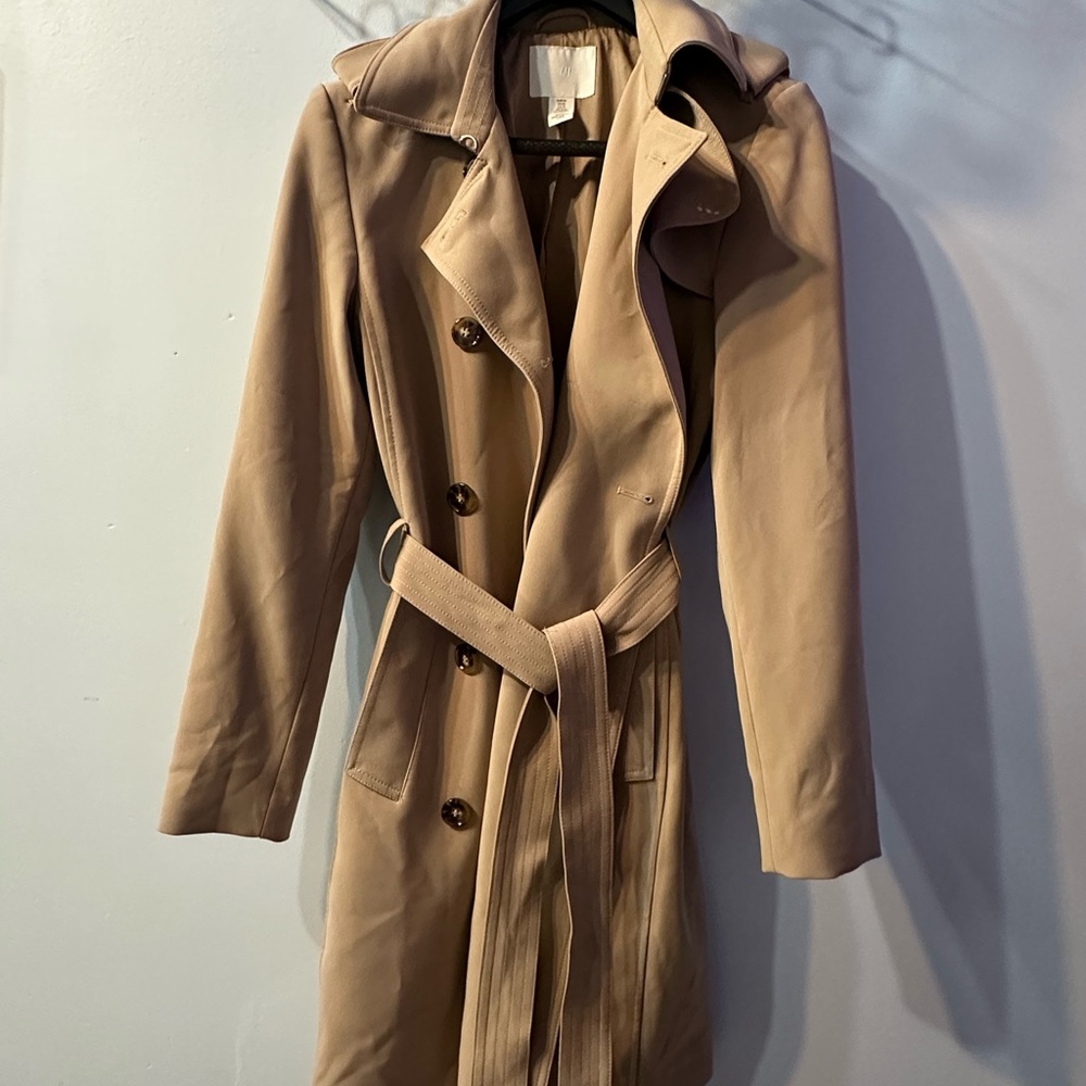 H&M Beige Trench Coat with Belt – Women’s XS, Worn Once